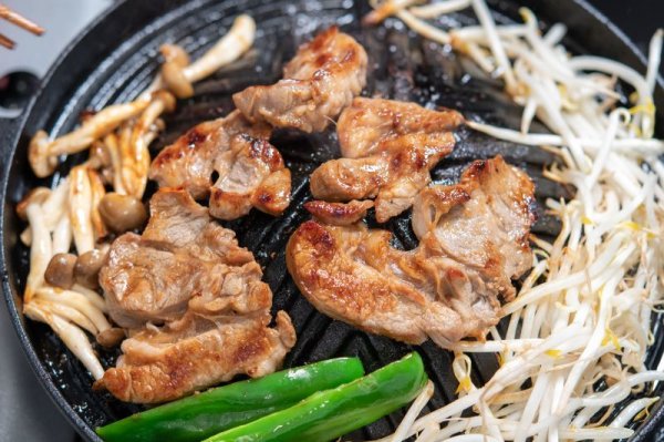 画像4: 【WEB限定】よしやす味付生ラム肩ロースじんぎすかんセット																 (4)